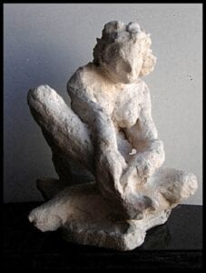 FIGURA EN BLANCO. Arqueológicas en Escultura